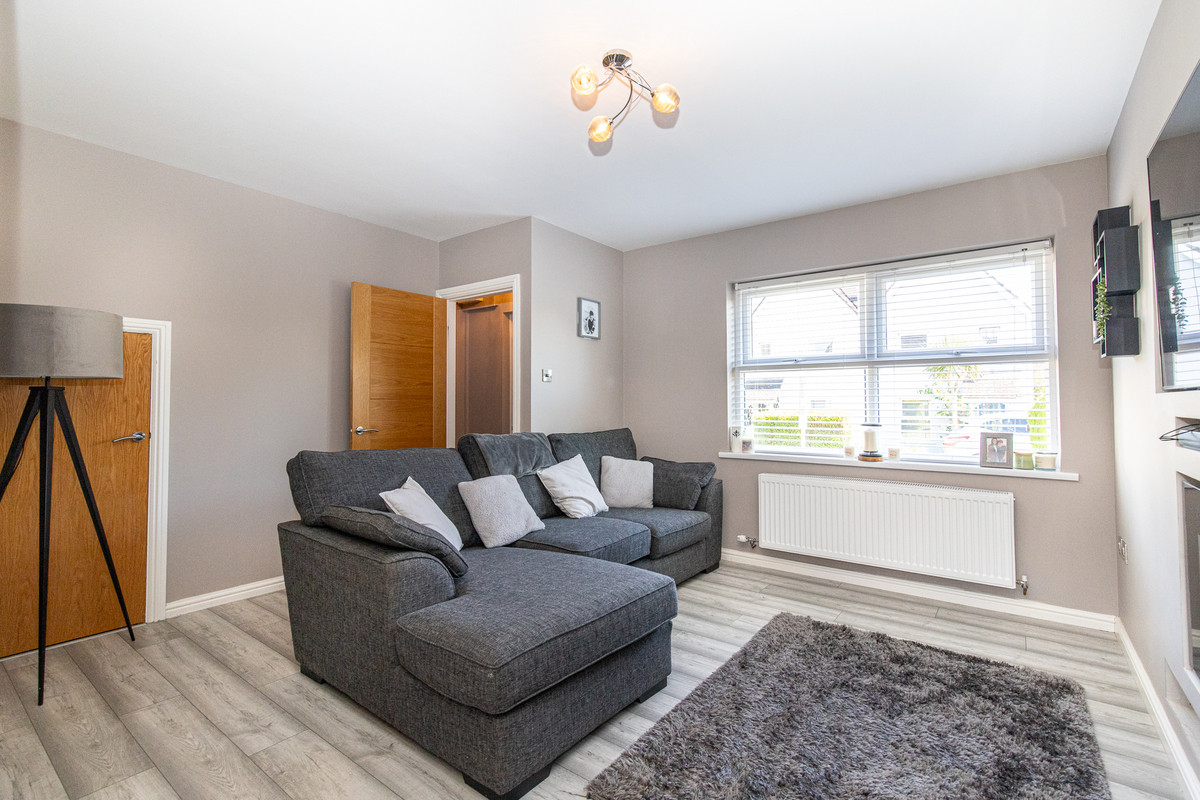 Lakeside Road, Isle Of Man, IM2 7, Onchan. — Photo 5 of 28