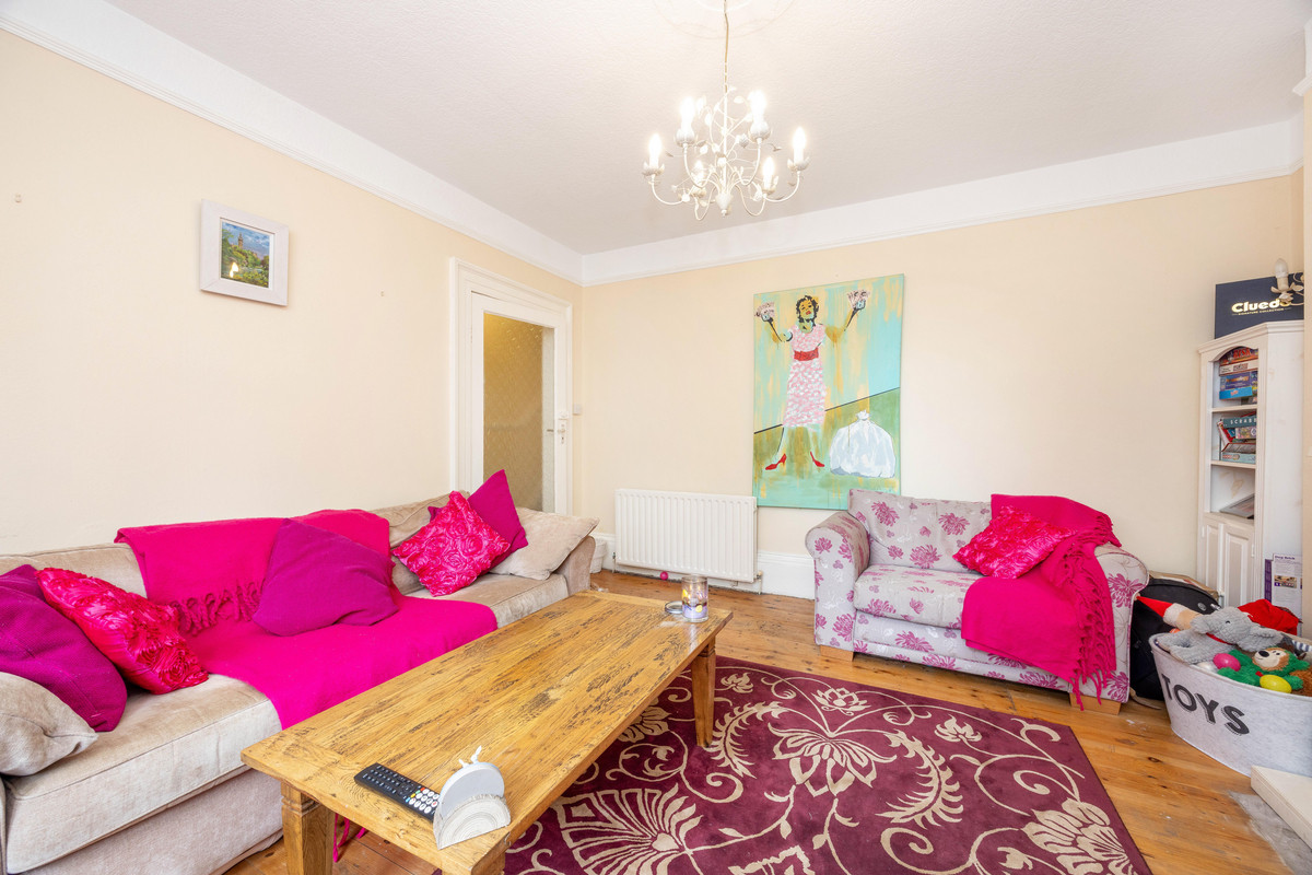 Derby Road, Isle Of Man, IM2 3, Douglas. — Photo 3 of 24