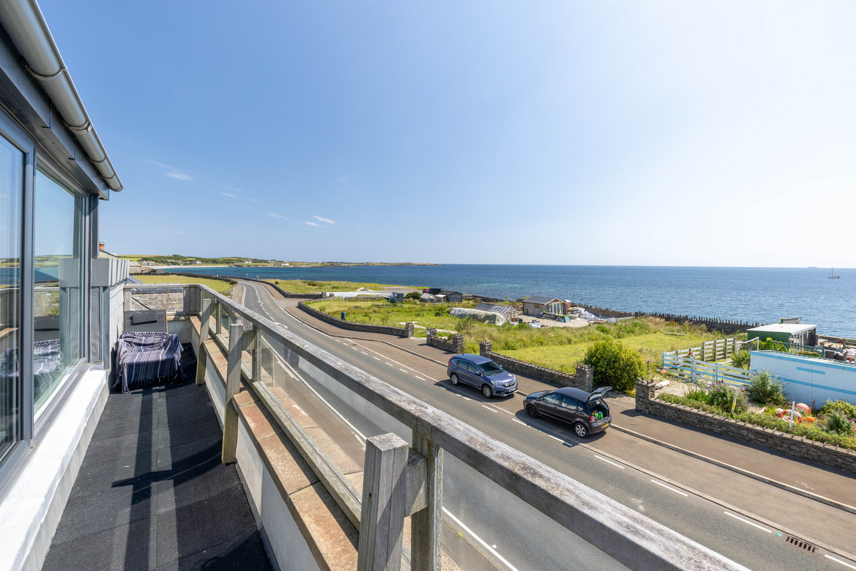 Shore Road, Isle Of Man, IM9 5, Port St Mary. — Photo 3 of 44