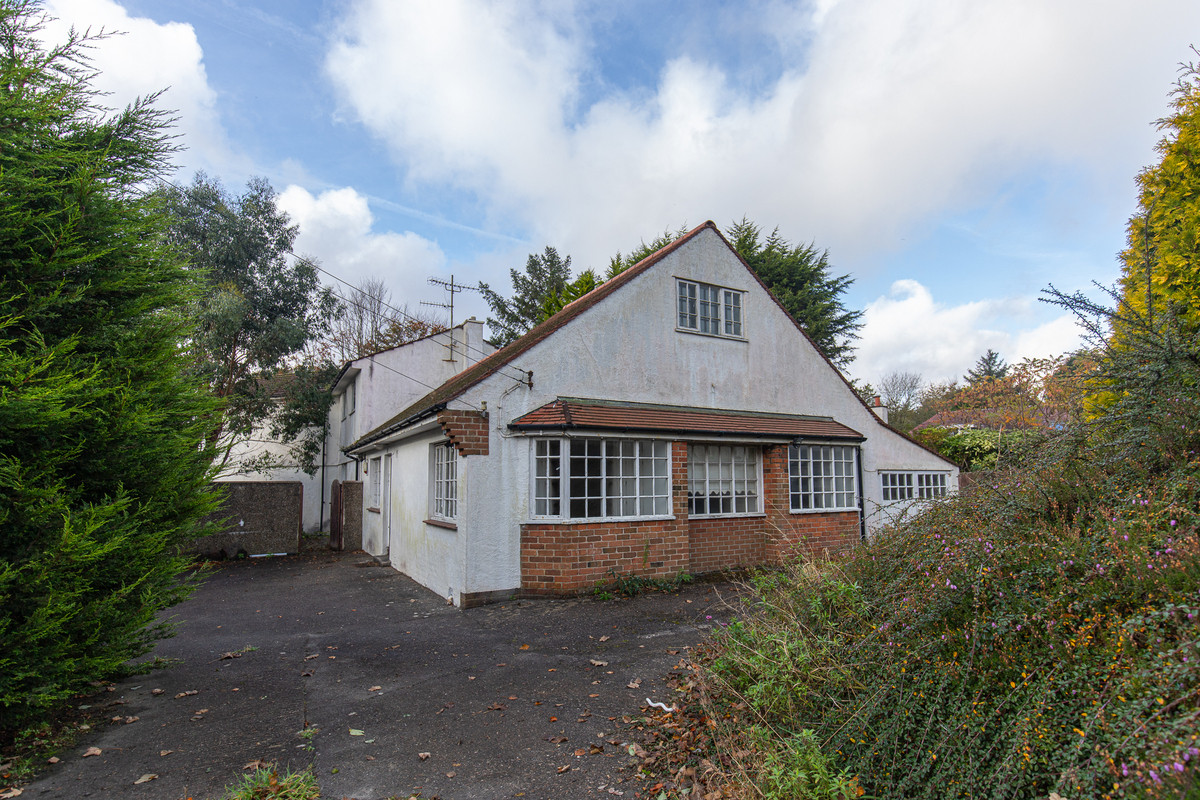 Main Road, Isle Of Man, IM4 4, Crosby. — Photo 1 of 38