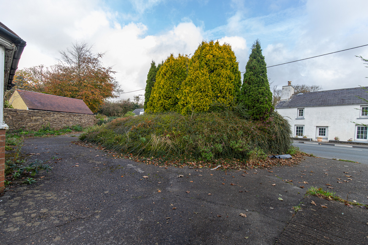 Main Road, Isle Of Man, IM4 4, Crosby. — Photo 3 of 38