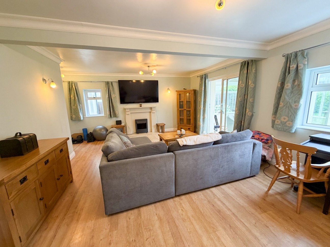 39, Groudle Road, Onchan, Isle of Man, IM3 2EF. — Photo 4 of 19