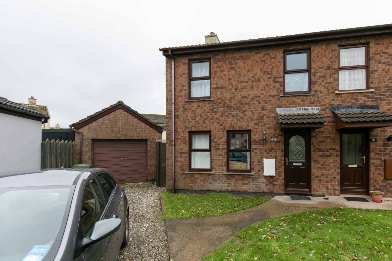 128, Maghergarran, Port Erin, IM9 6DA. — Photo 1 of 12