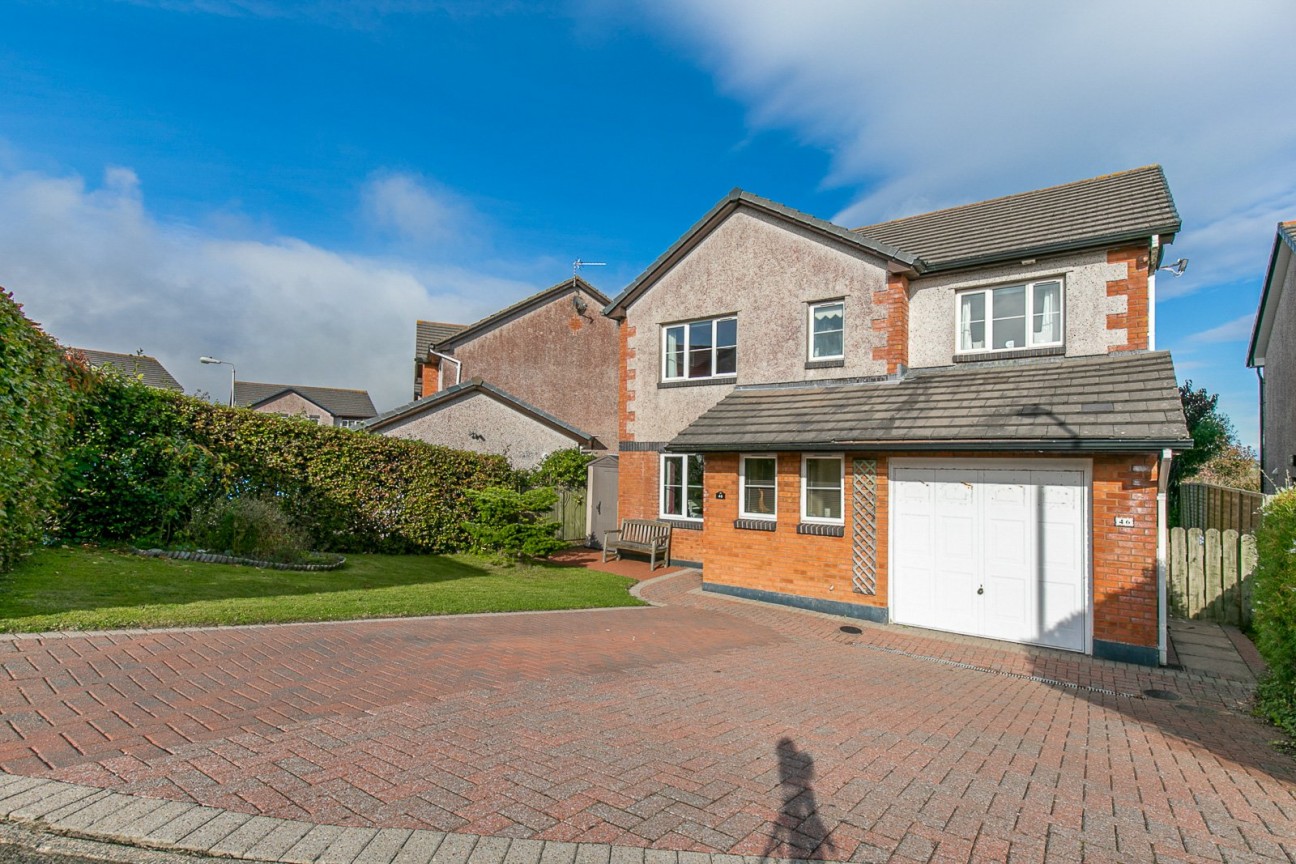 46, Maple Avenue, Onchan, IM3 3HN. — Photo 2 of 20