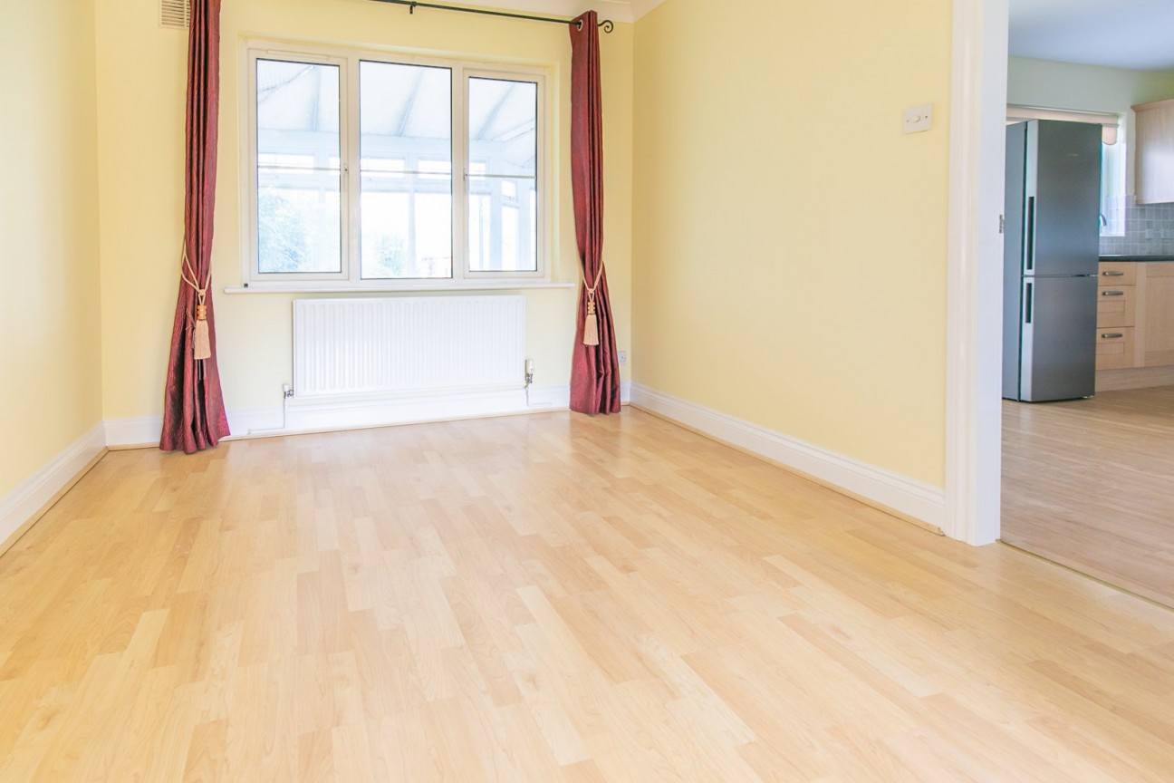 46, Maple Avenue, Onchan, IM3 3HN. — Photo 5 of 20
