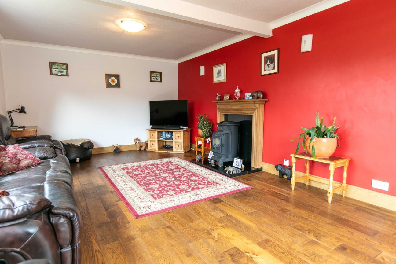 15, Rheast Mooar Close, Ramsey, IM8 3LT. — Photo 5 of 27
