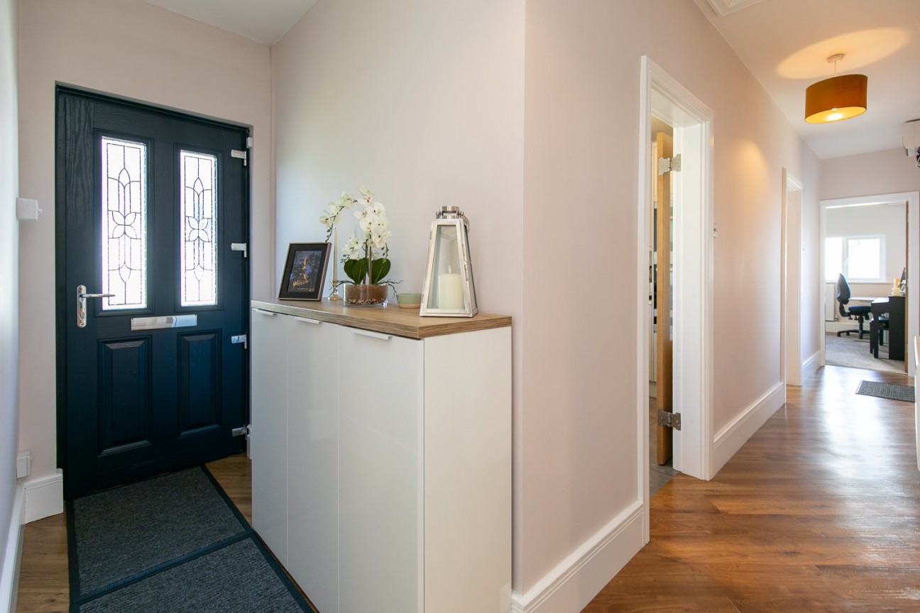 Auldyn, 6, Greeba Avenue, Glen Vine, IM4 4ED. — Photo 2 of 32