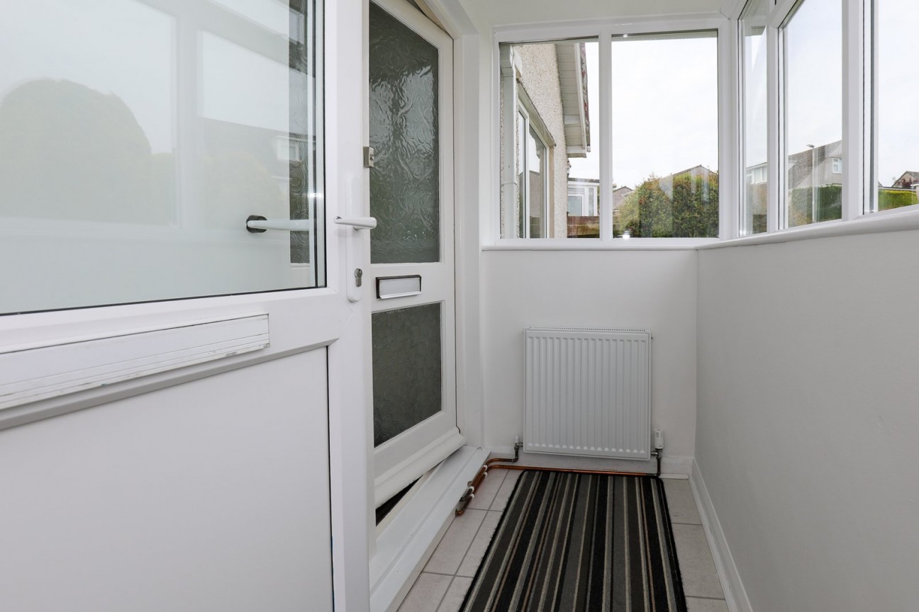 40, Mount View Road, Onchan, IM3 4BT. — Photo 3 of 20