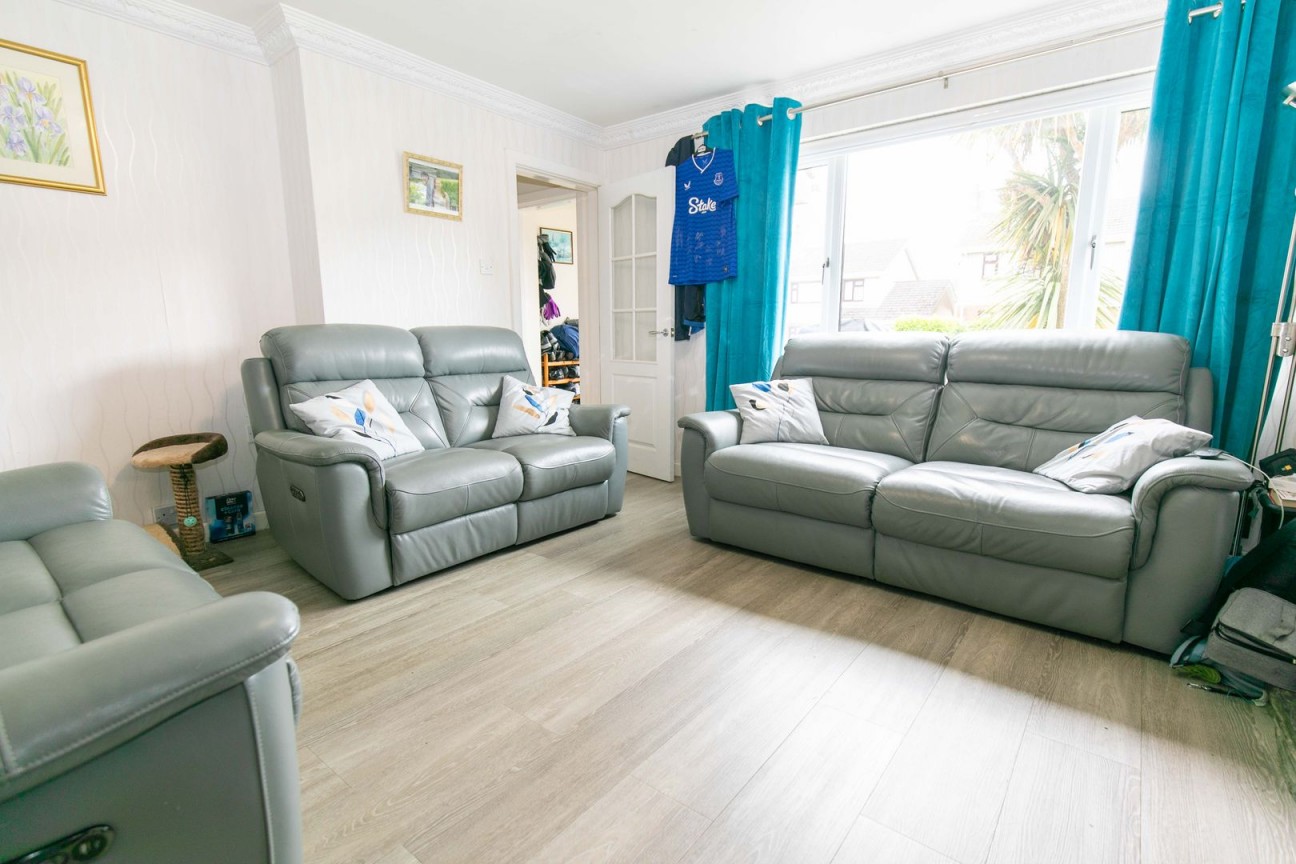 28, Harcroft Avenue, Douglas, IM2 1PD. — Photo 5 of 24