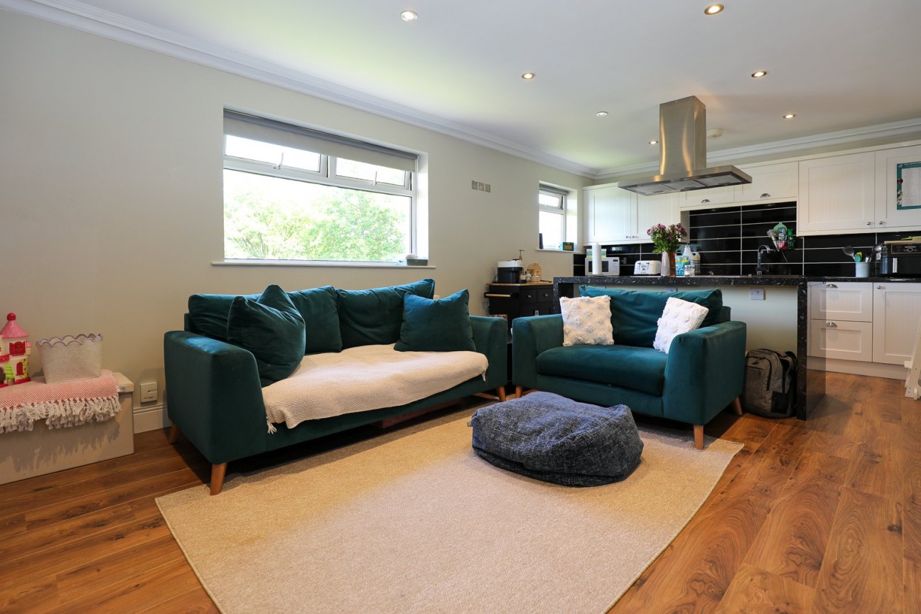 30, Stevenson Court, Douglas, IM2 2FA. — Photo 4 of 15