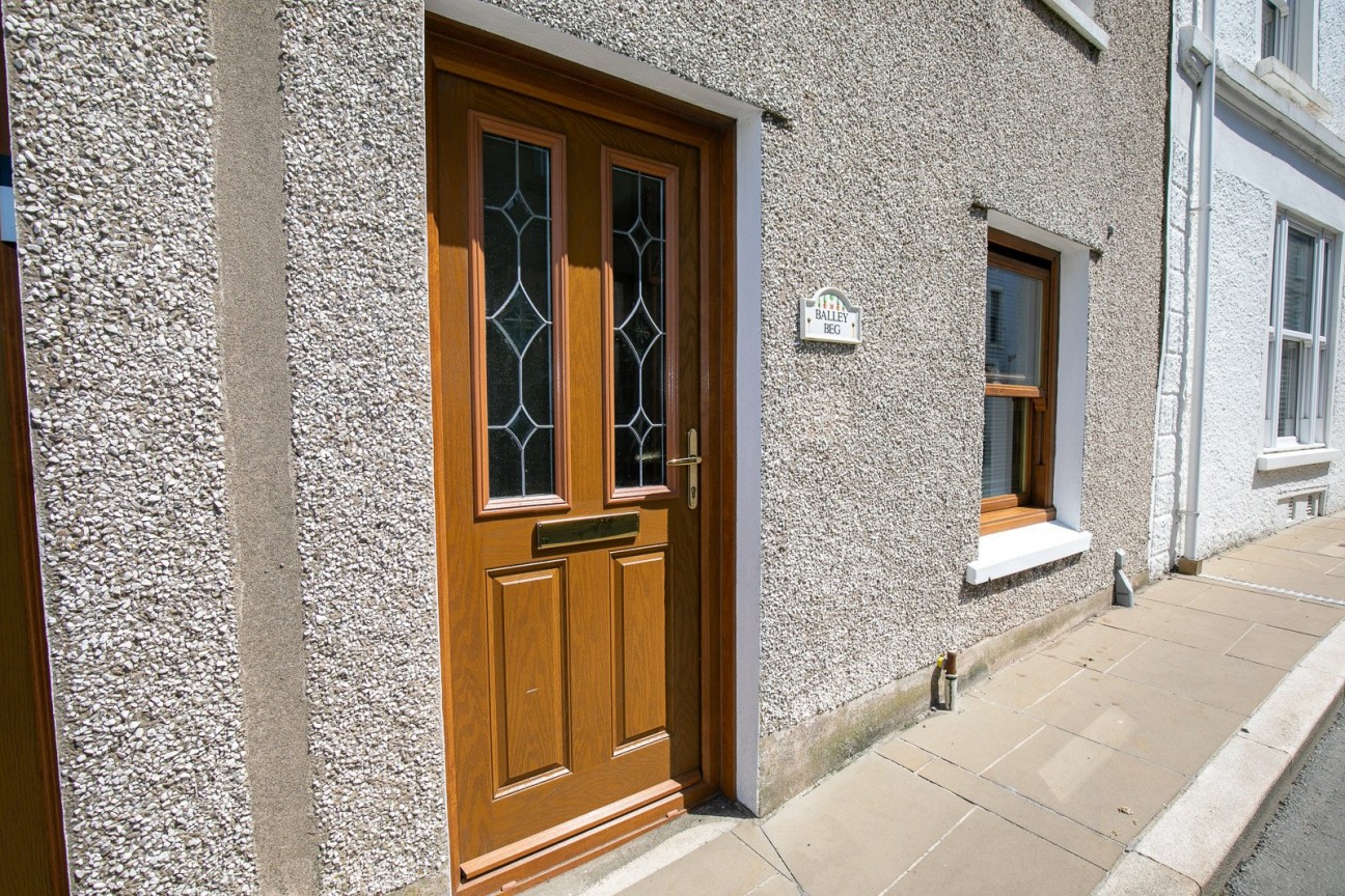 Balley Beg, 23a, Douglas Street, Peel, IM5 1BA. — Photo 3 of 17