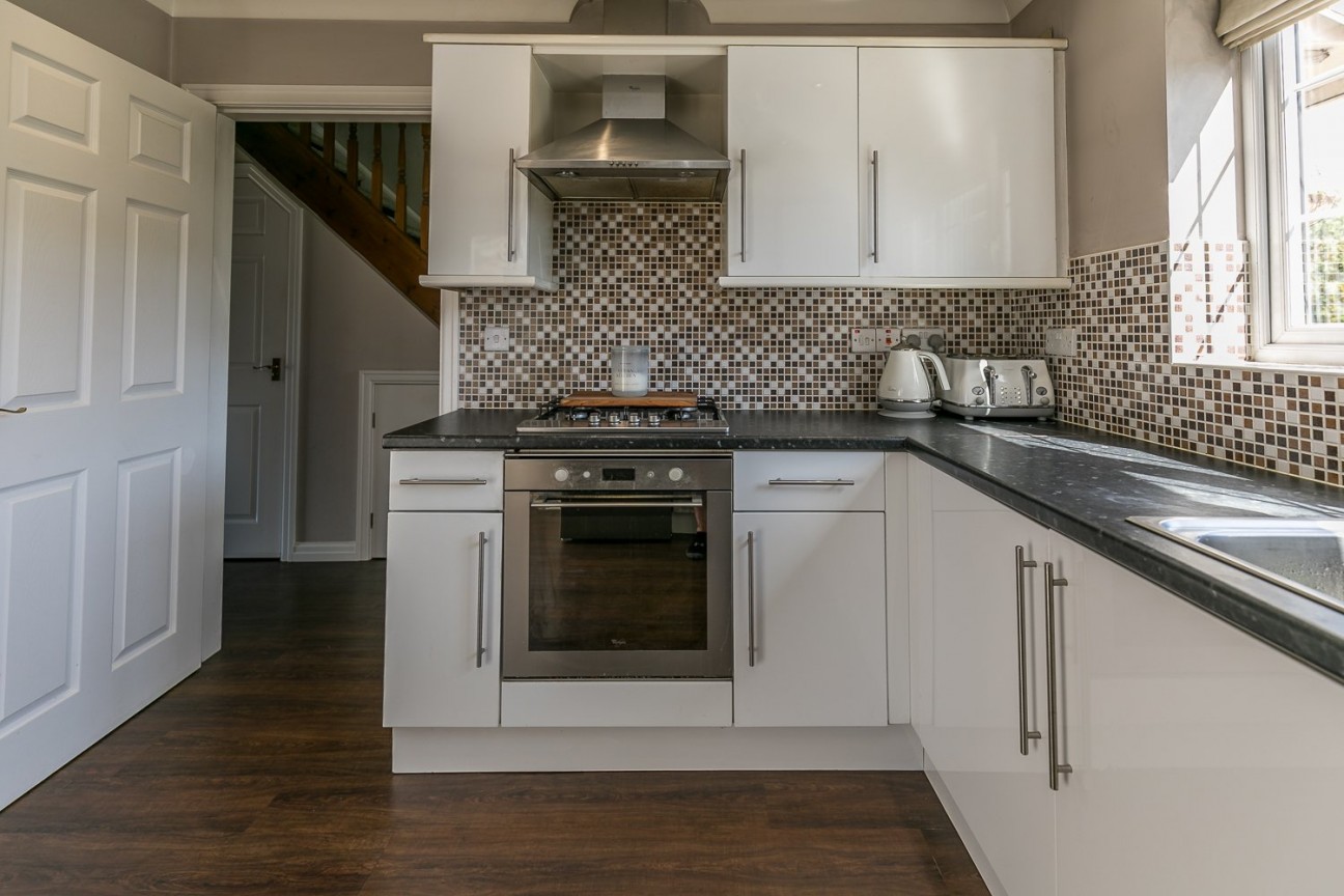 5, Sprucewood Close, Foxdale, IM4 3JT. — Photo 5 of 22
