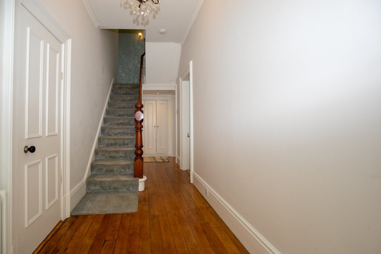 17, Selborne Drive, Douglas, IM2 3LR. — Photo 5 of 30