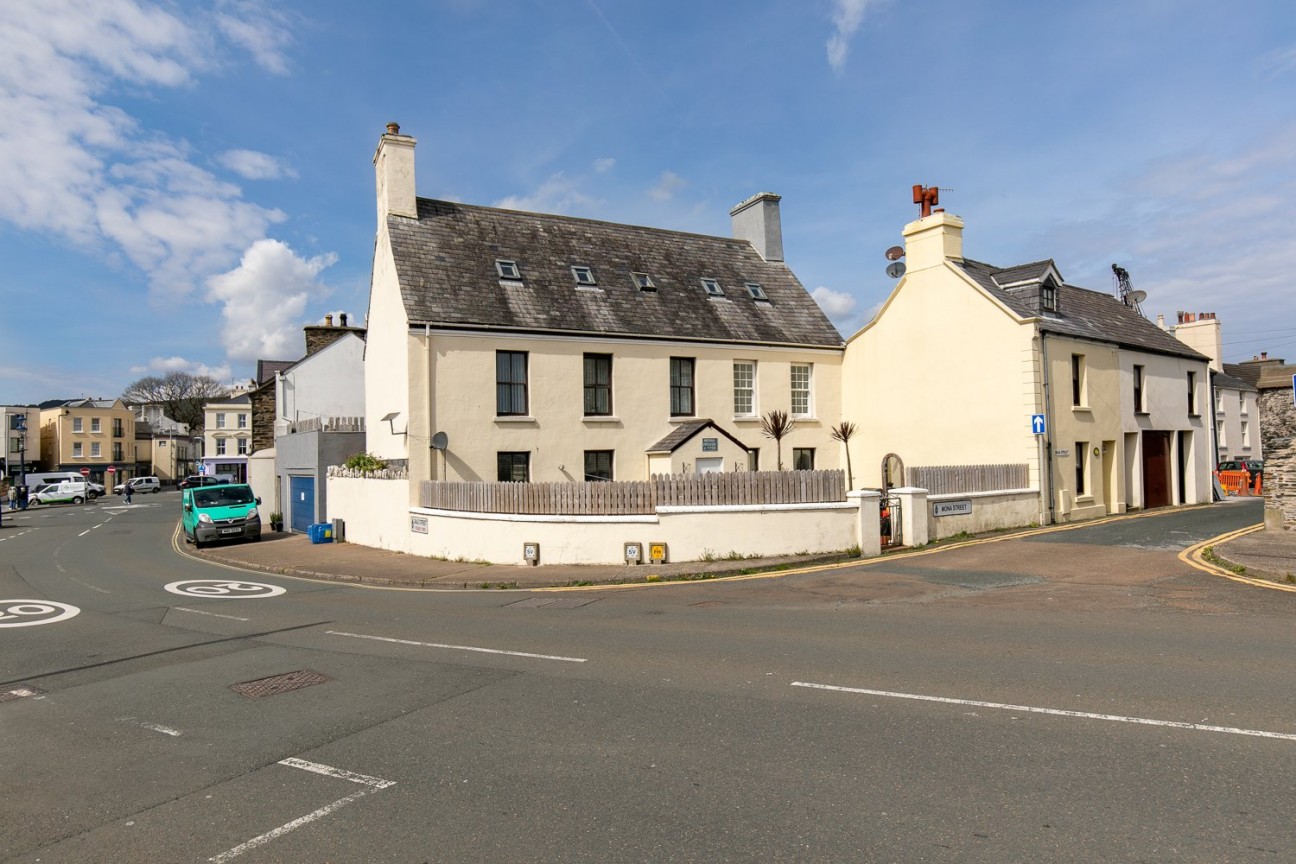 Mona House, 1, Mona Street, Ramsey, Isle of Man, IM8 1BD. — Photo 2 of 30