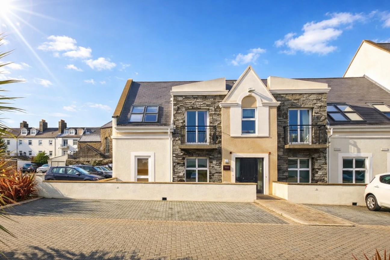 3 Castle Court Apartments, Farrants Way, Castletown, IM9 1PE. — Photo 1 of 9