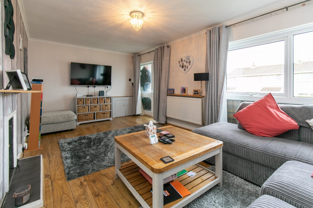 39, Wybourn Grove, Onchan, Isle of Man, IM3 4AU. — Photo 4 of 17