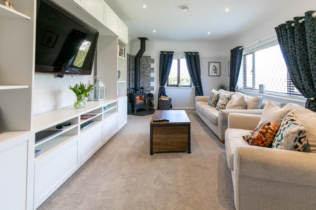 8, Ballagarey Road, Glen Vine, Isle of Man, IM4 4EA. — Photo 4 of 28