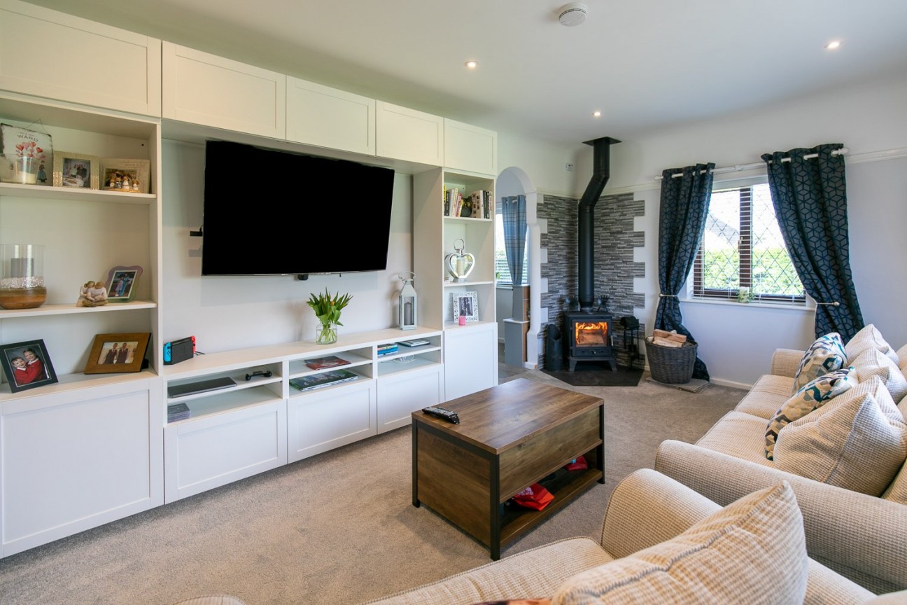 8, Ballagarey Road, Glen Vine, Isle of Man, IM4 4EA. — Photo 5 of 28