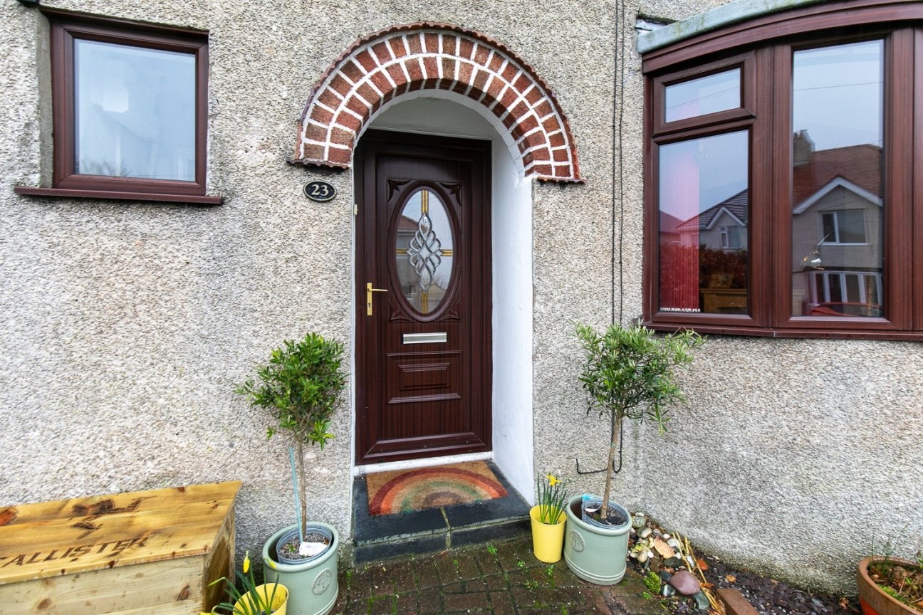 23, Terence Avenue, Douglas, IM2 5BN. — Photo 3 of 26