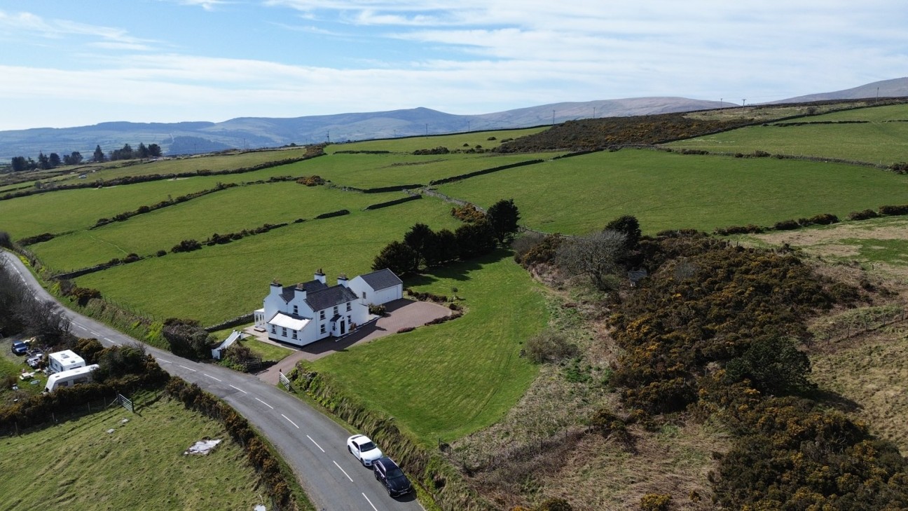 Thie-Ny-Dhreem, Laxey, IM4 7PW. — Photo 4 of 37