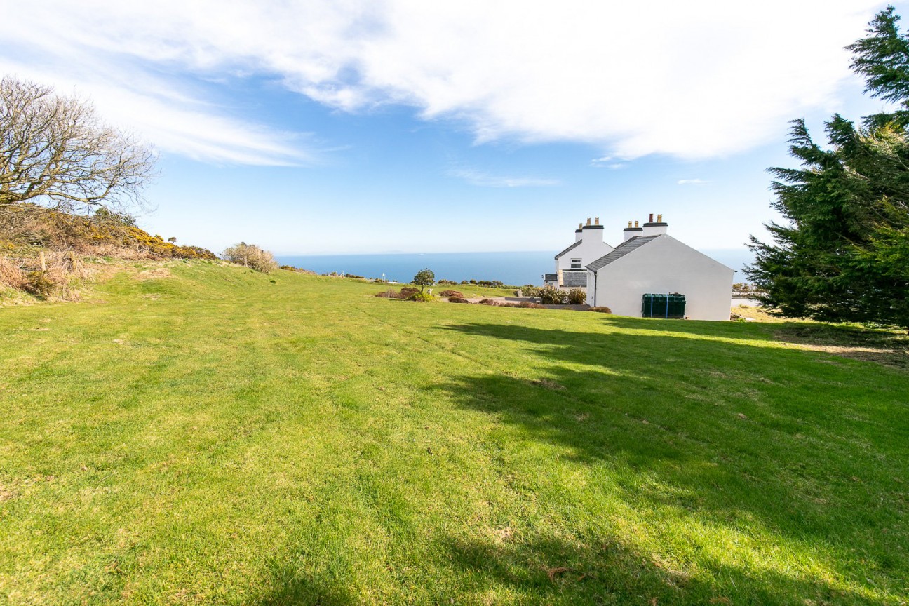 Thie-Ny-Dhreem, Laxey, IM4 7PW. — Photo 5 of 37