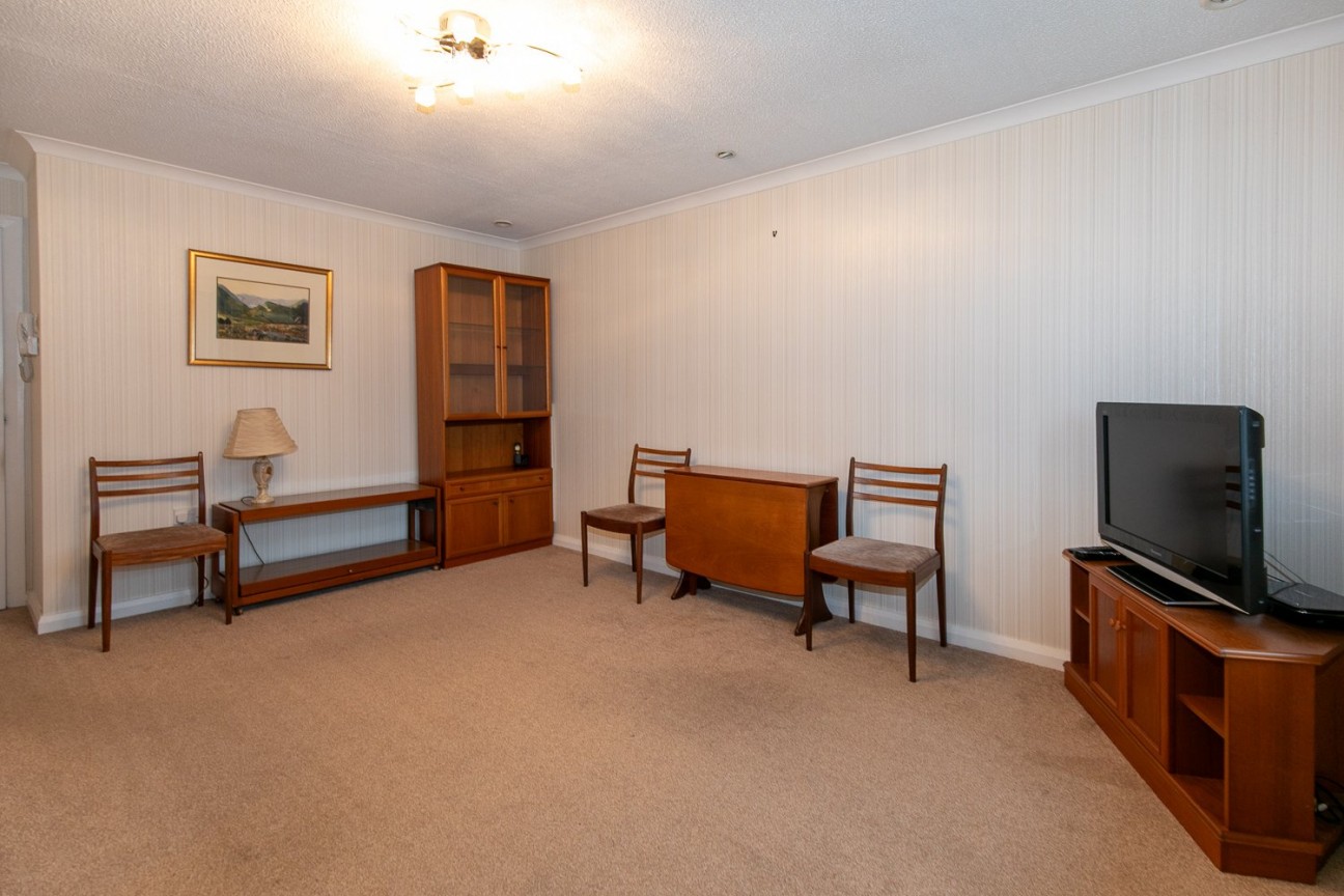 48, Saddle Mews, Isle of Man, IM2 1HS, Douglas. — Photo 3 of 12