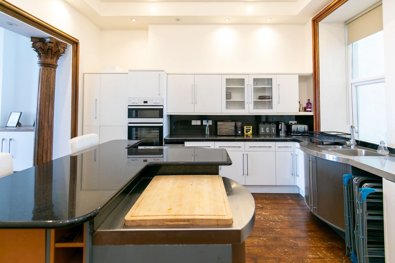 Flat 9, Clybane, Mooragh Promenade, Ramsey, Isle of Man, IM8 3BA. — Photo 4 of 16