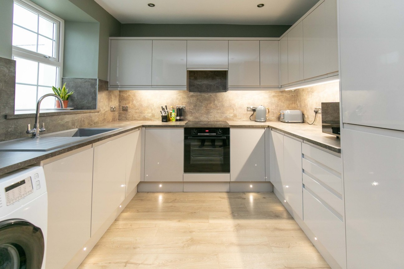 10, Marsden Terrace, Ramsey, Isle of Man, IM8 3DS. — Photo 5 of 14