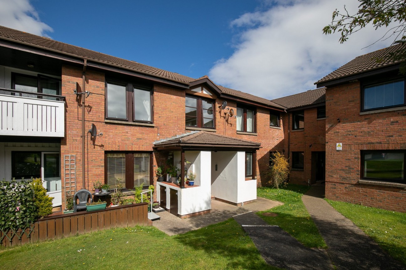 14, Stevenson Court, Douglas, IM2 2EH. — Photo 1 of 11