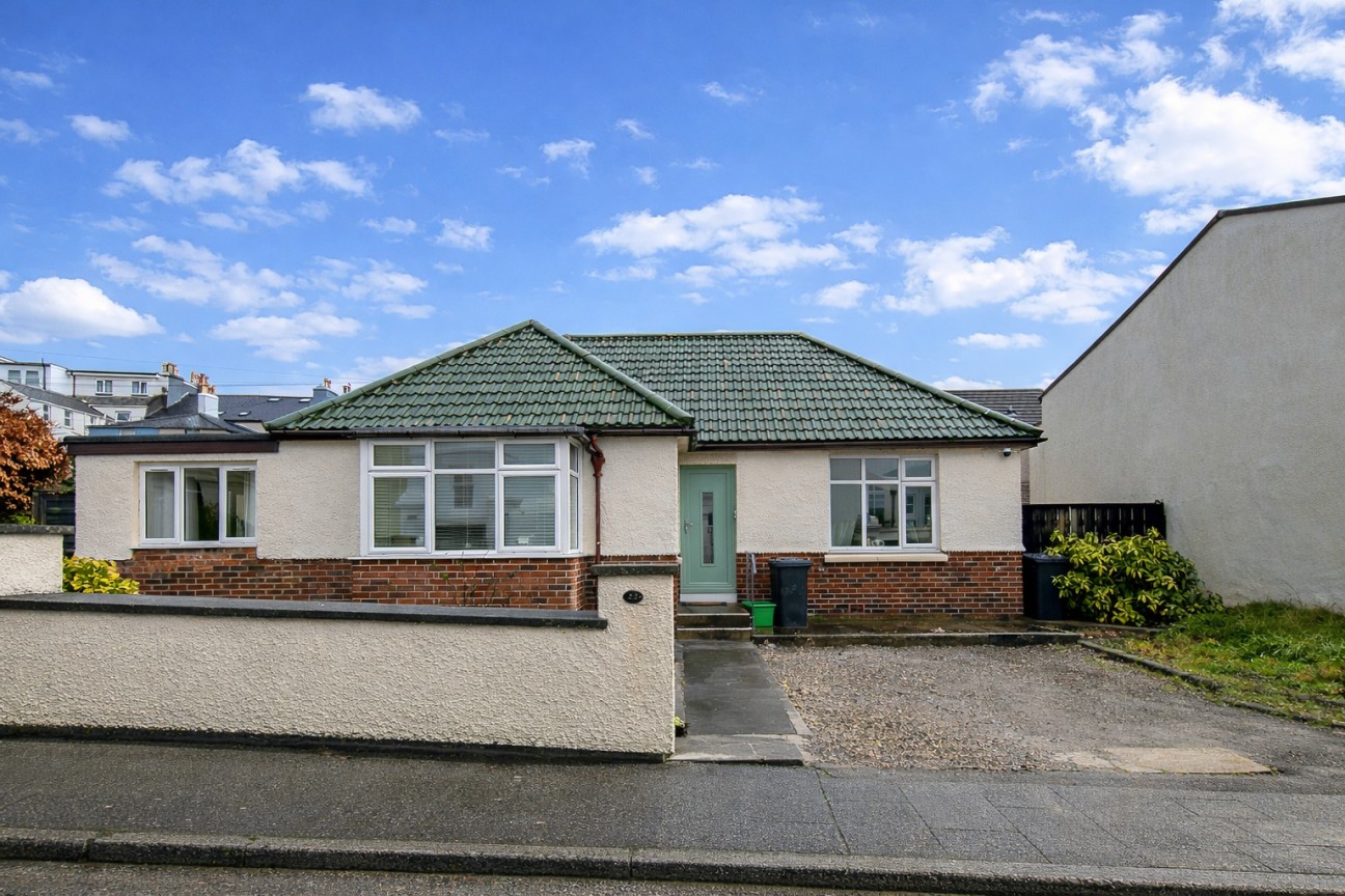 Cushag, 22, Victoria Terrace, Isle of Man, IM2 4EX, Douglas. — Photo 1 of 16