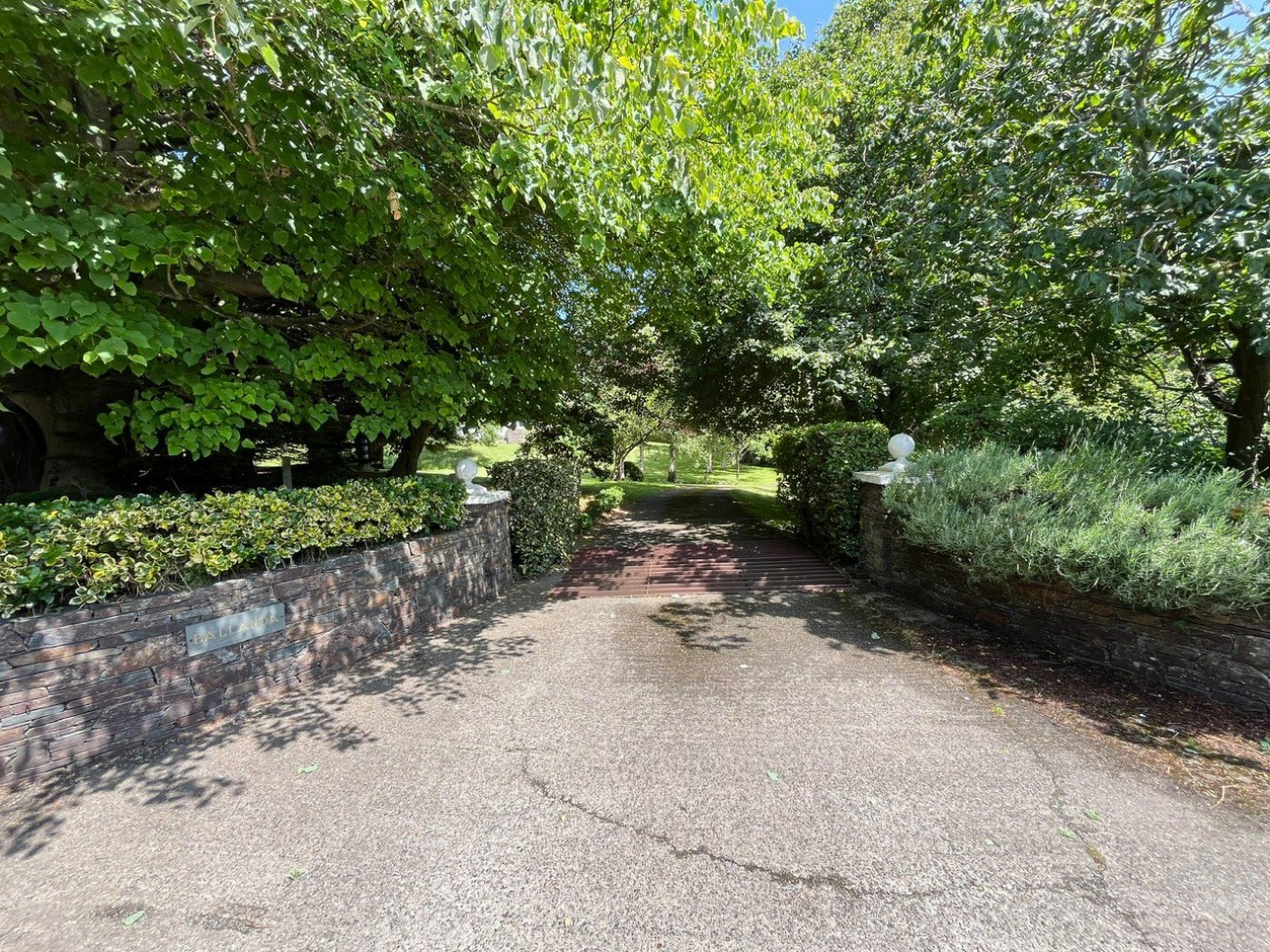 Ballanoa, Andreas Road, Ramsey, IM7 4EE. — Photo 2 of 46