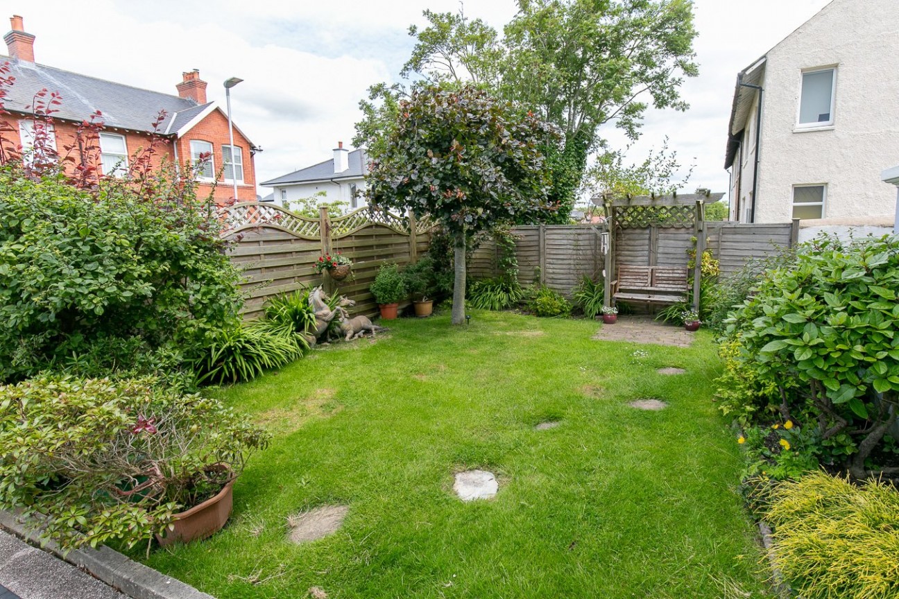 29, Albany Road, Douglas, Isle of Man, IM2 3NF. — Photo 3 of 29
