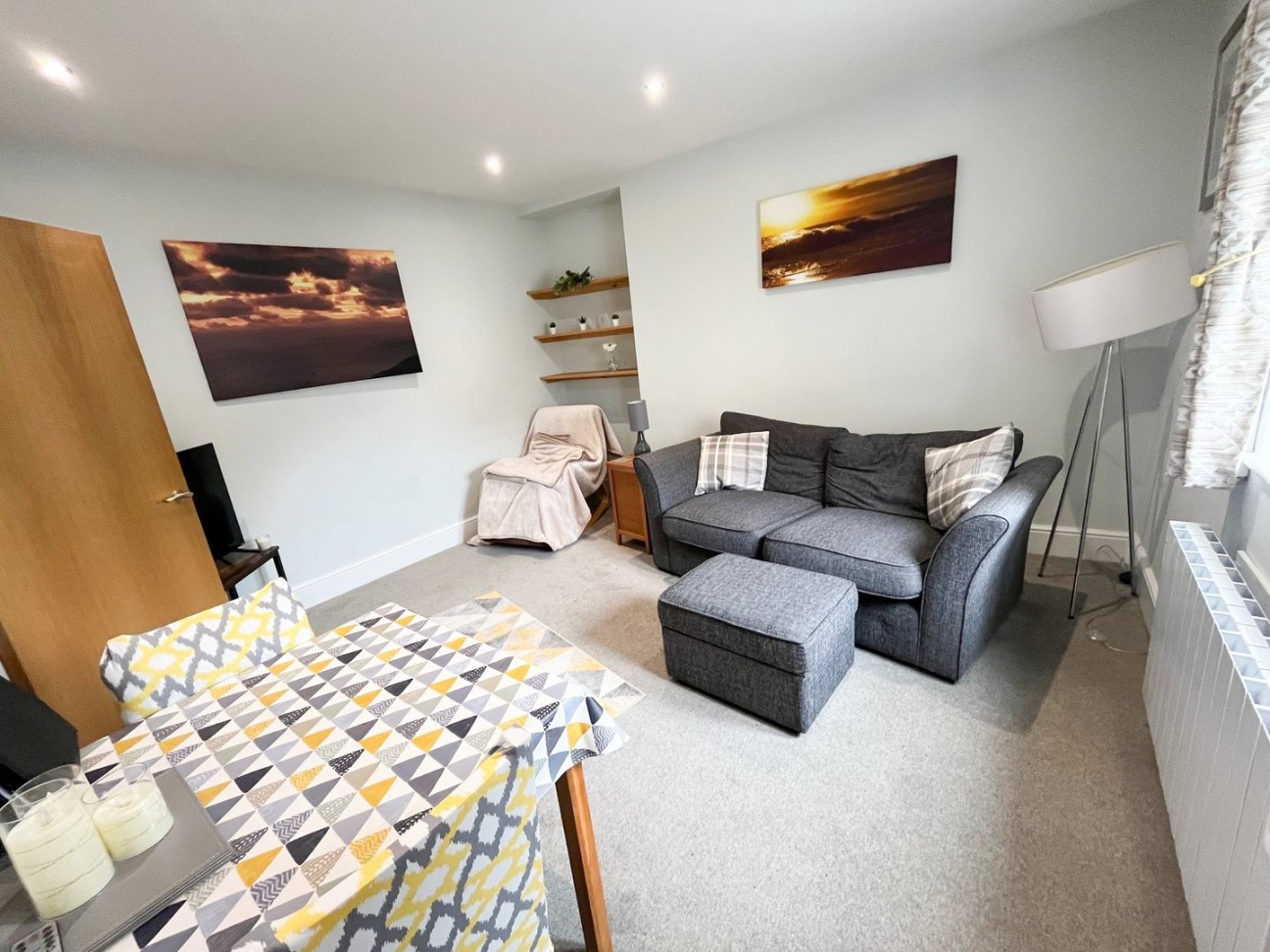 Flat 2, 12, Rosemount, Douglas, IM1 3EU. — Photo 2 of 8