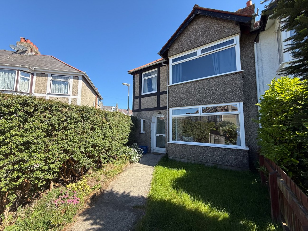 54, Westbourne Drive, Douglas, IM1 4BA. — Photo 1 of 11