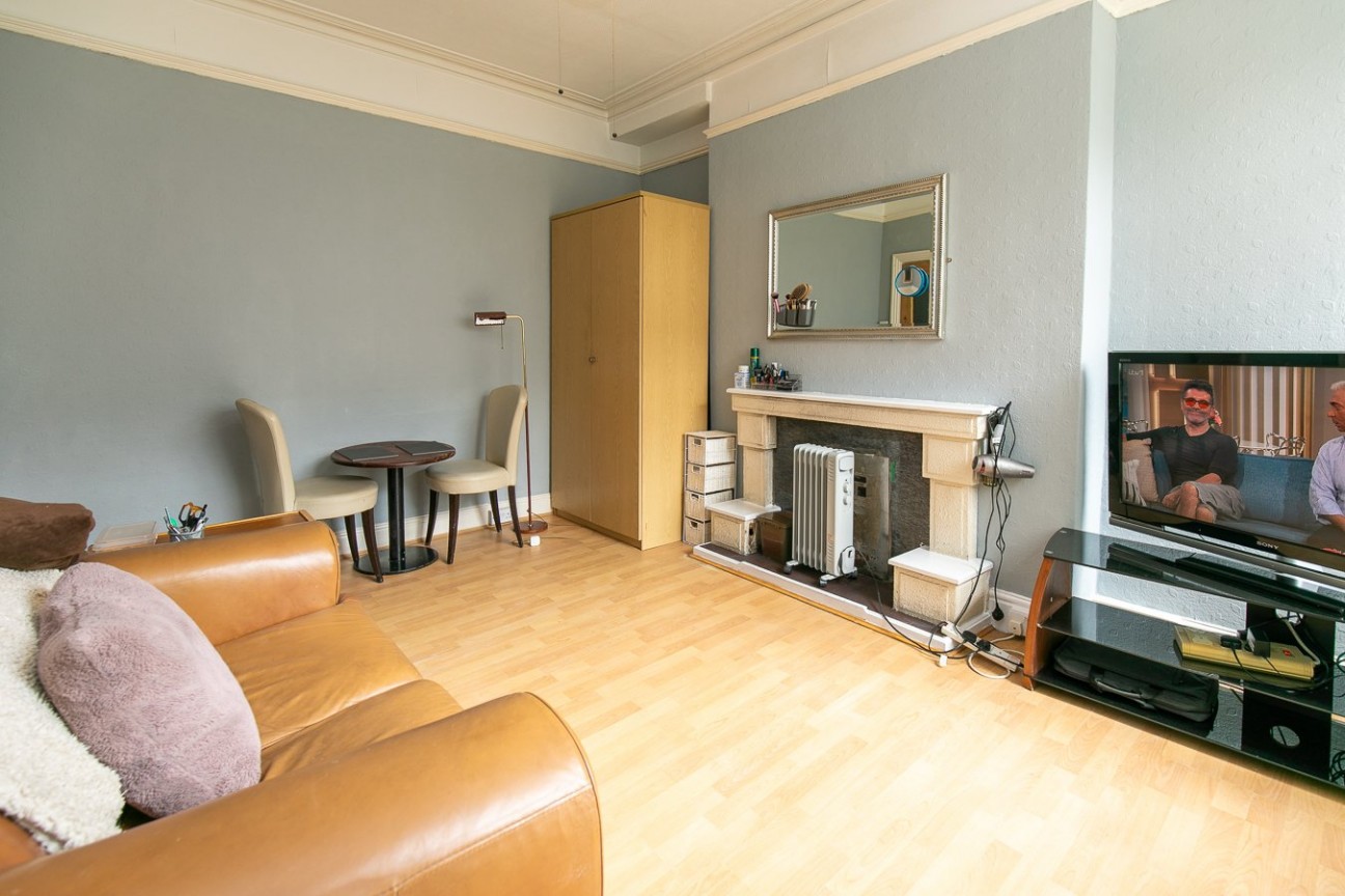 7, Brighton Terrace, Douglas, IM1 4AP. — Photo 5 of 18