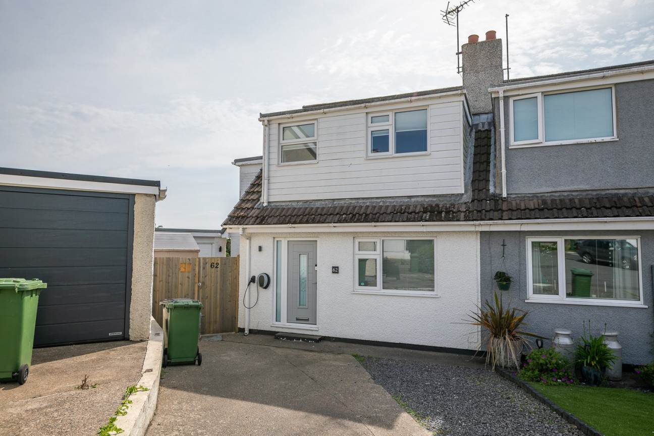 62, Friary Park, Ballabeg, Isle of Man, IM9 4EW. — Photo 1 of 28