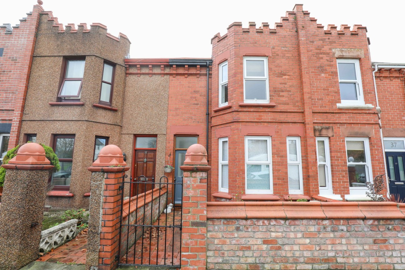 35, Lancaster Road, Douglas, IM2 5BB. — Photo 1 of 19