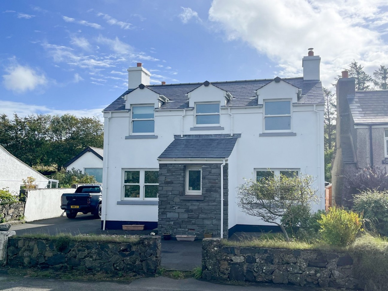 Cranford, Cronk Y Voddy, St Johns, IM4 3NS. — Photo 1 of 33