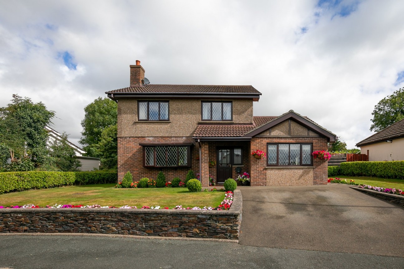 16, Park Close, Glen Vine, Isle of Man, IM4 4HB. — Photo 2 of 30