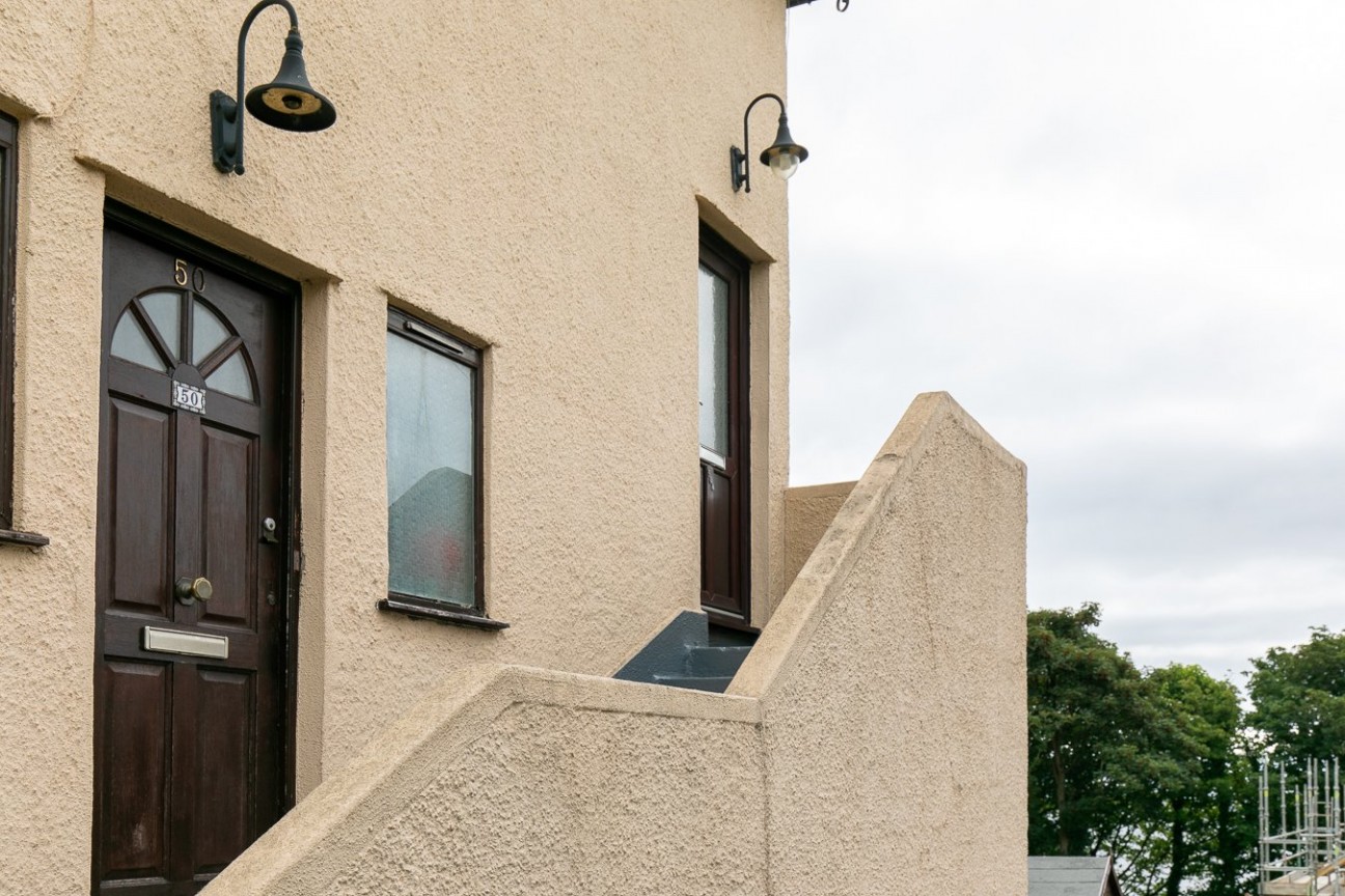 50a, Victoria Road, Douglas, IM2 4HQ. — Photo 2 of 9