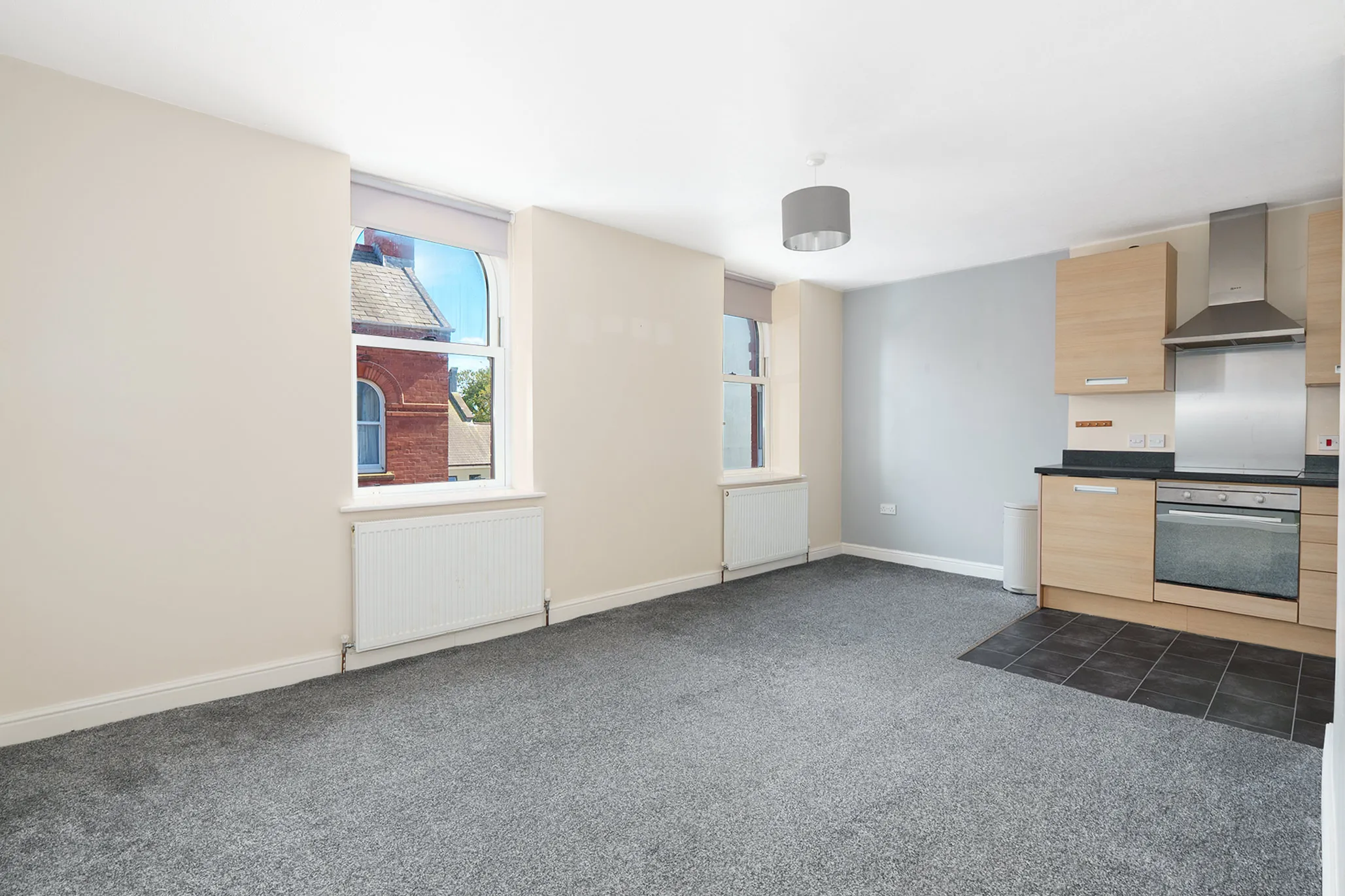 Flat 5, Seamount, Bay View Road, Port St Mary. — Photo 3 of 5