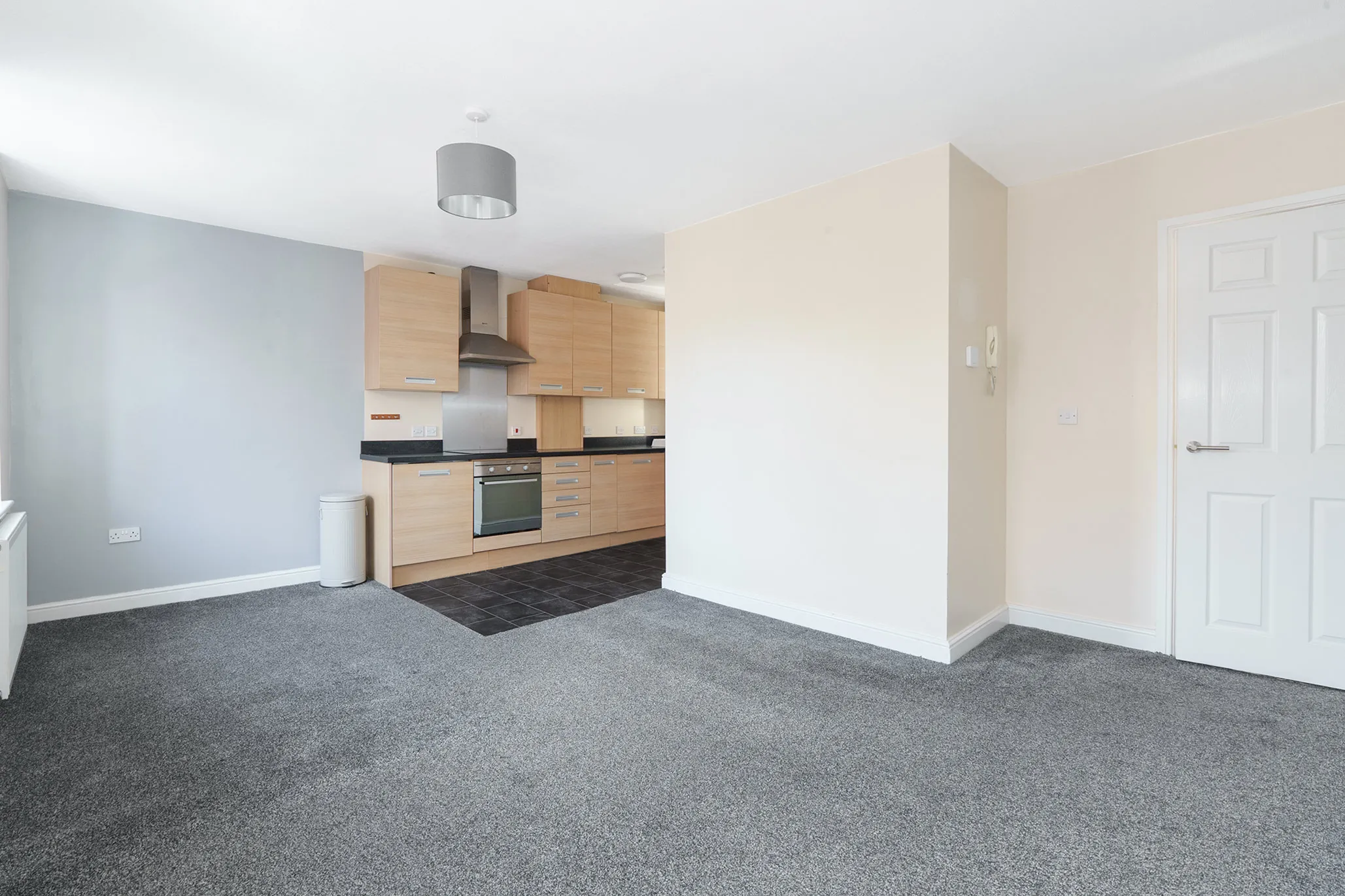 Flat 5, Seamount, Bay View Road, Port St Mary. — Photo 4 of 5