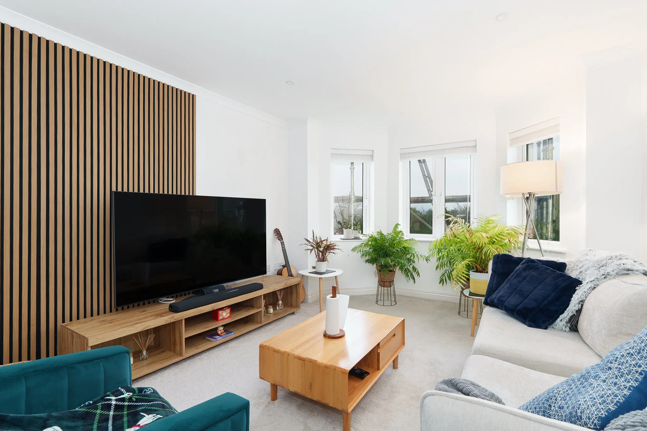 6 Falcon Cliff Place, Douglas. — Photo 2 of 5