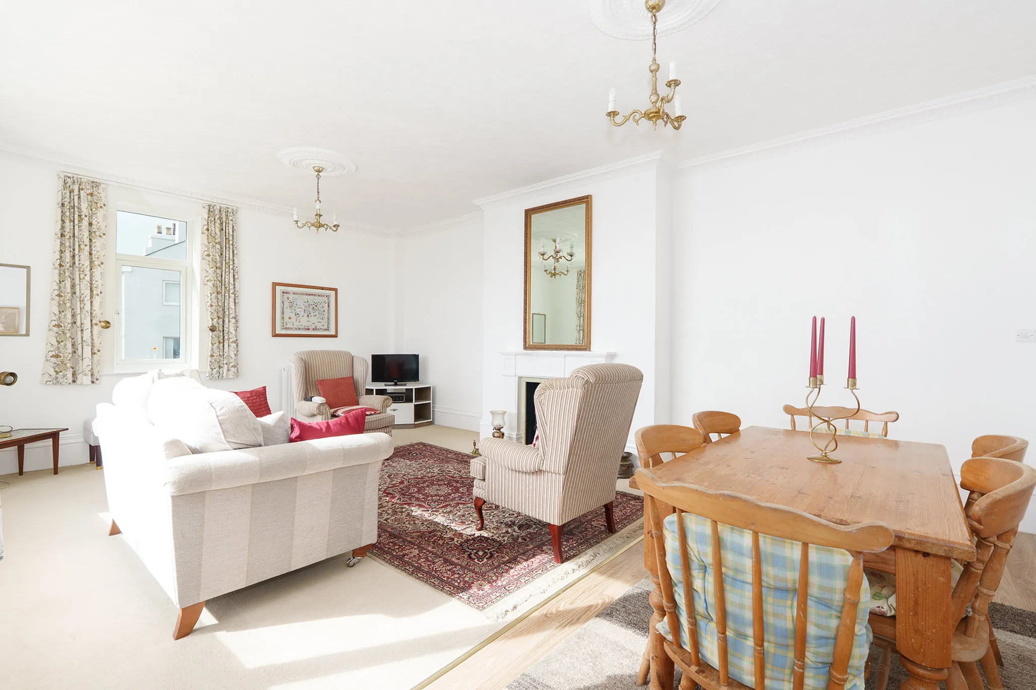 Flat 5, Carrick Court, Port St Mary. — Photo 4 of 5