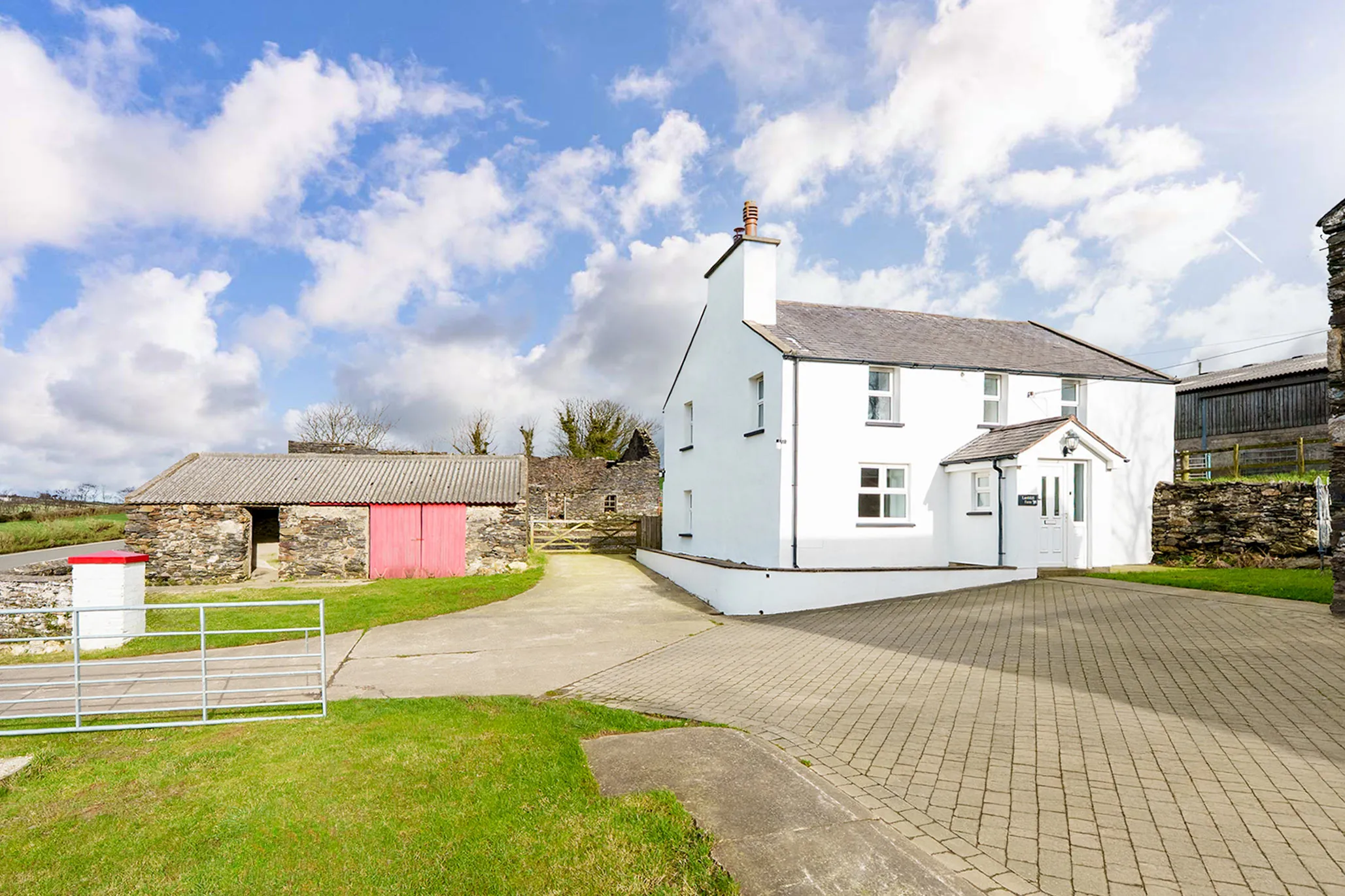 Lambfell Farm, Creg Willeys Hill, St Johns. — Photo 1 of 5