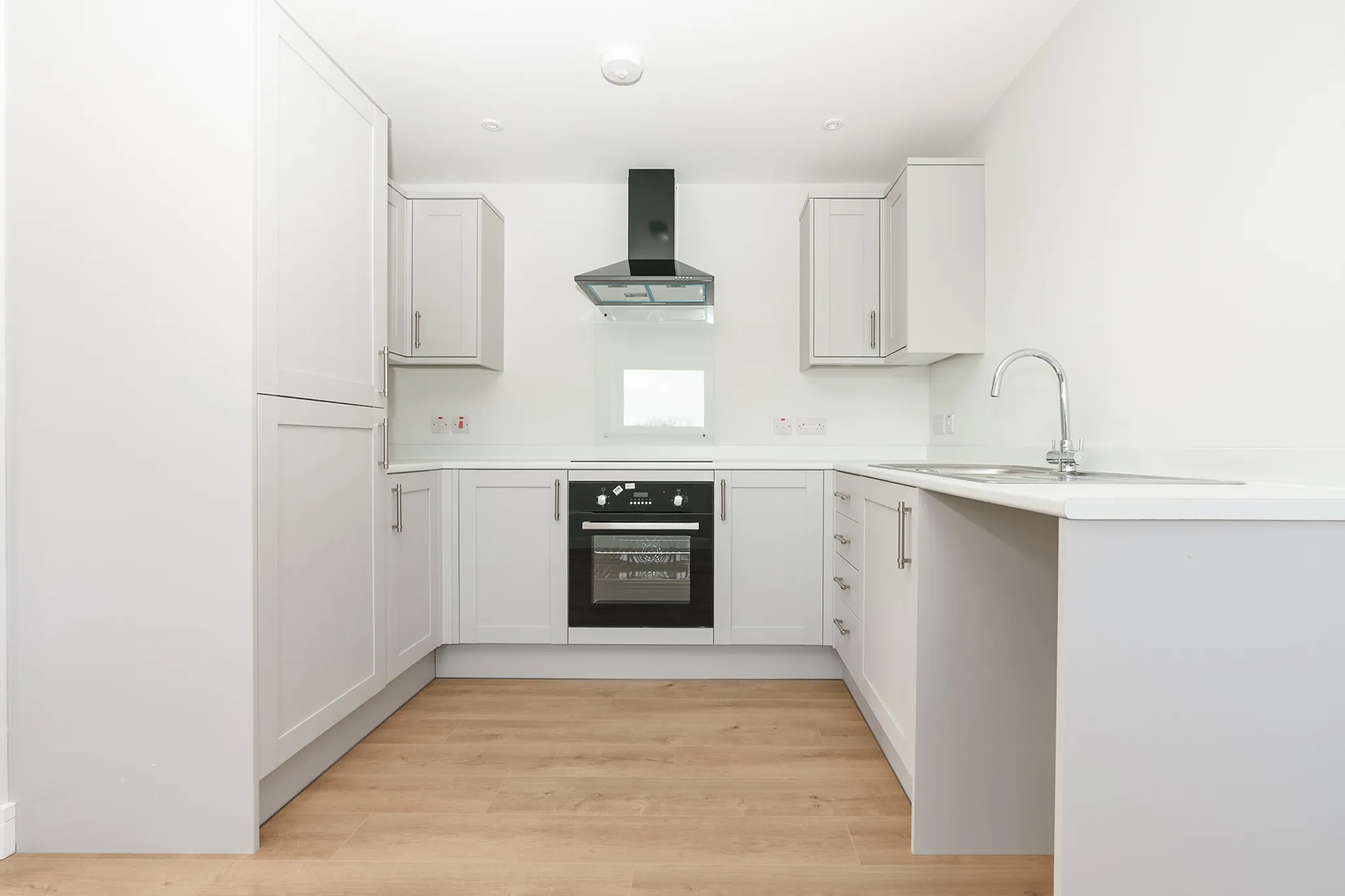 1 Stanley Court, Second Avenue, Onchan. — Photo 4 of 5