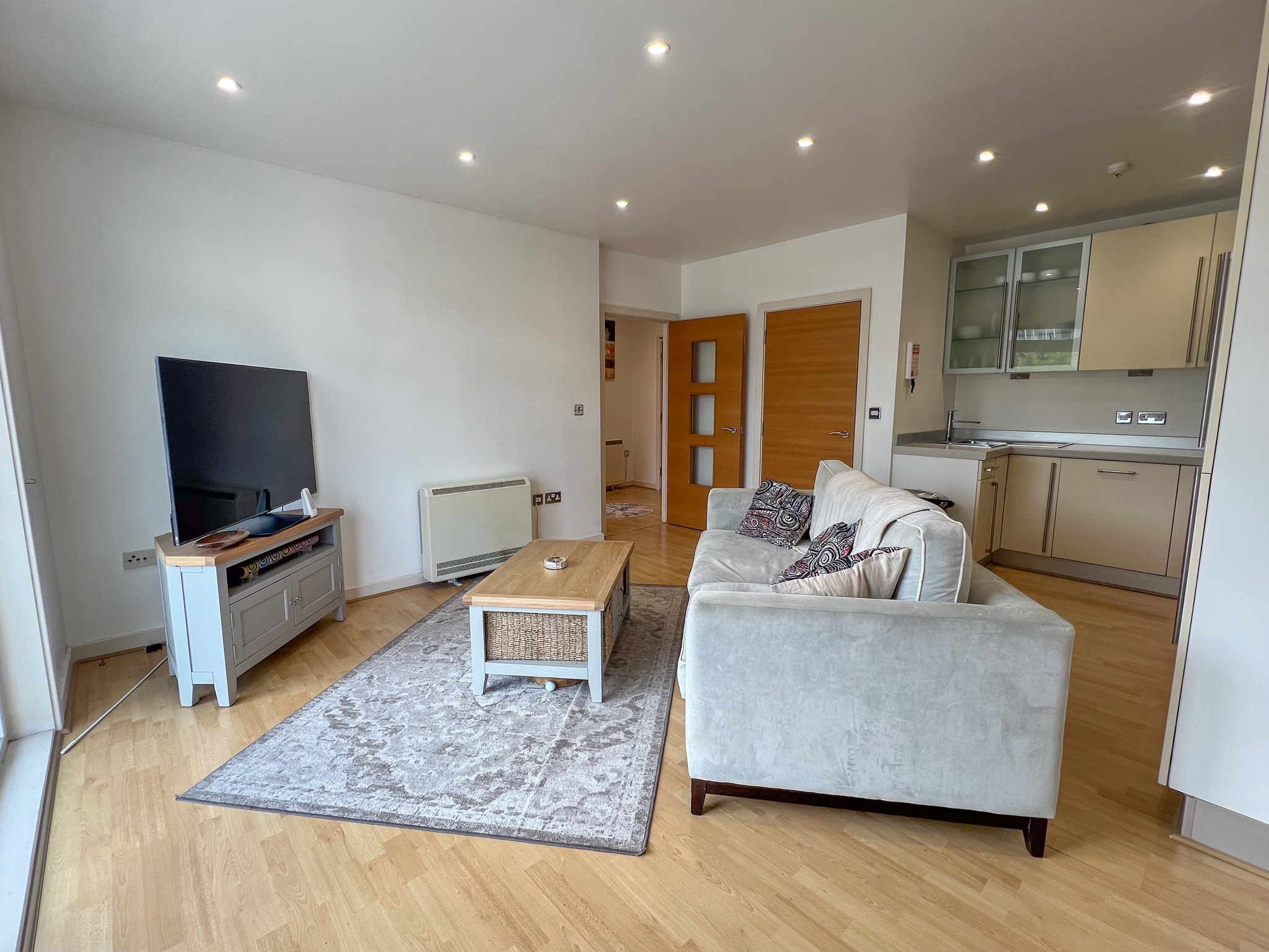 51 Majestic Apartments, Onchan. — Photo 5 of 9