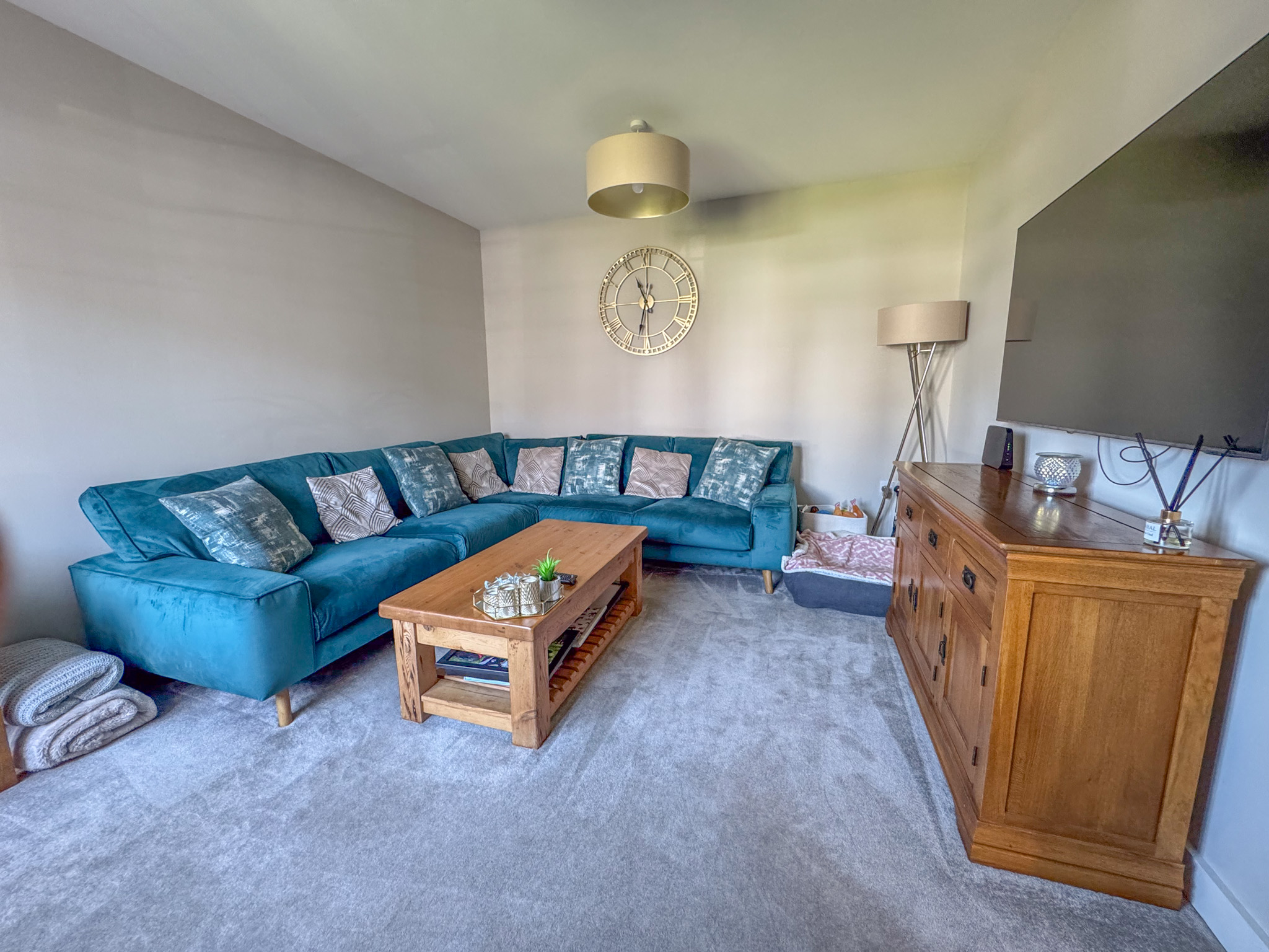 90 Royal Park, Ramsey. — Photo 3 of 23