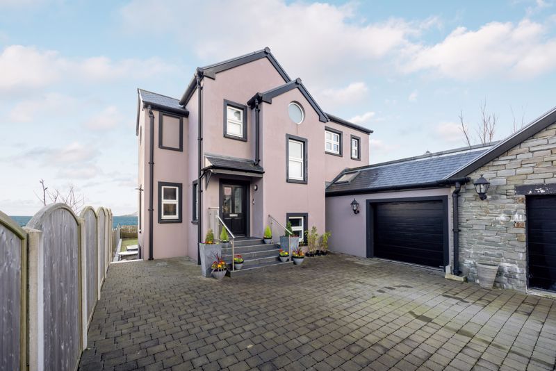 Arlington Lodge, Strathallan Road, Onchan IM3 1NN. — Photo 1 of 35