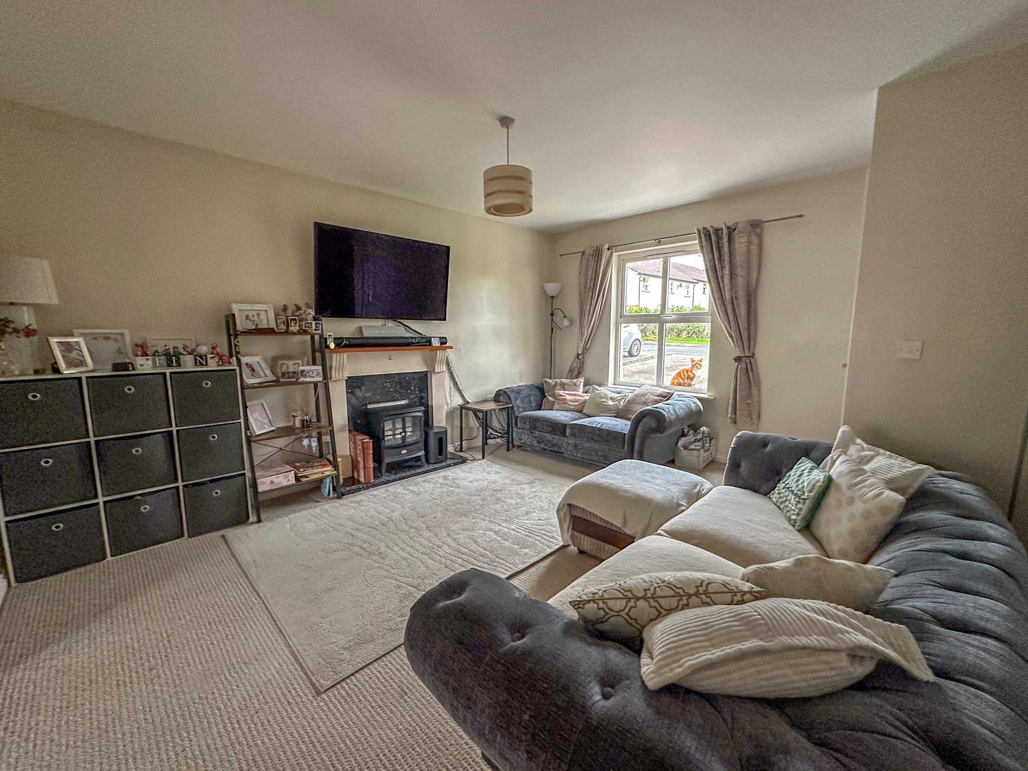 15 Oak Road, Peel. — Photo 1 of 21